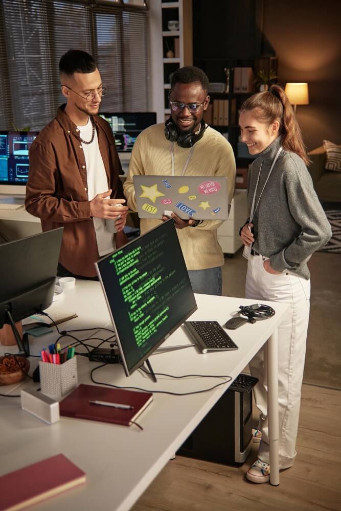 Website Developers reading reviews of project